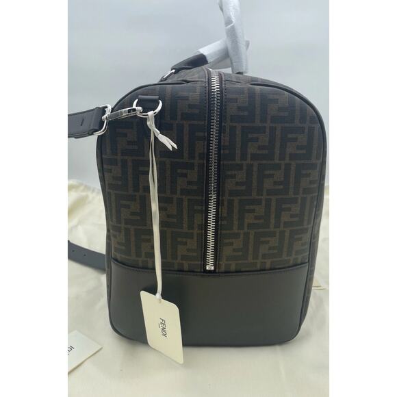 FENDI LARGE FF SHOULDER DUFFLE TRAVEL BOSTON BAG TOTE AUTHENTIC! - Picture 4 of 16